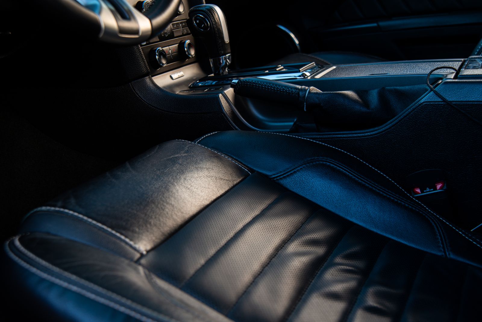 2015 Lexus ES: Leather cleaned and conditioned by hand